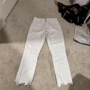 Women's Frayed Hem White Jeans